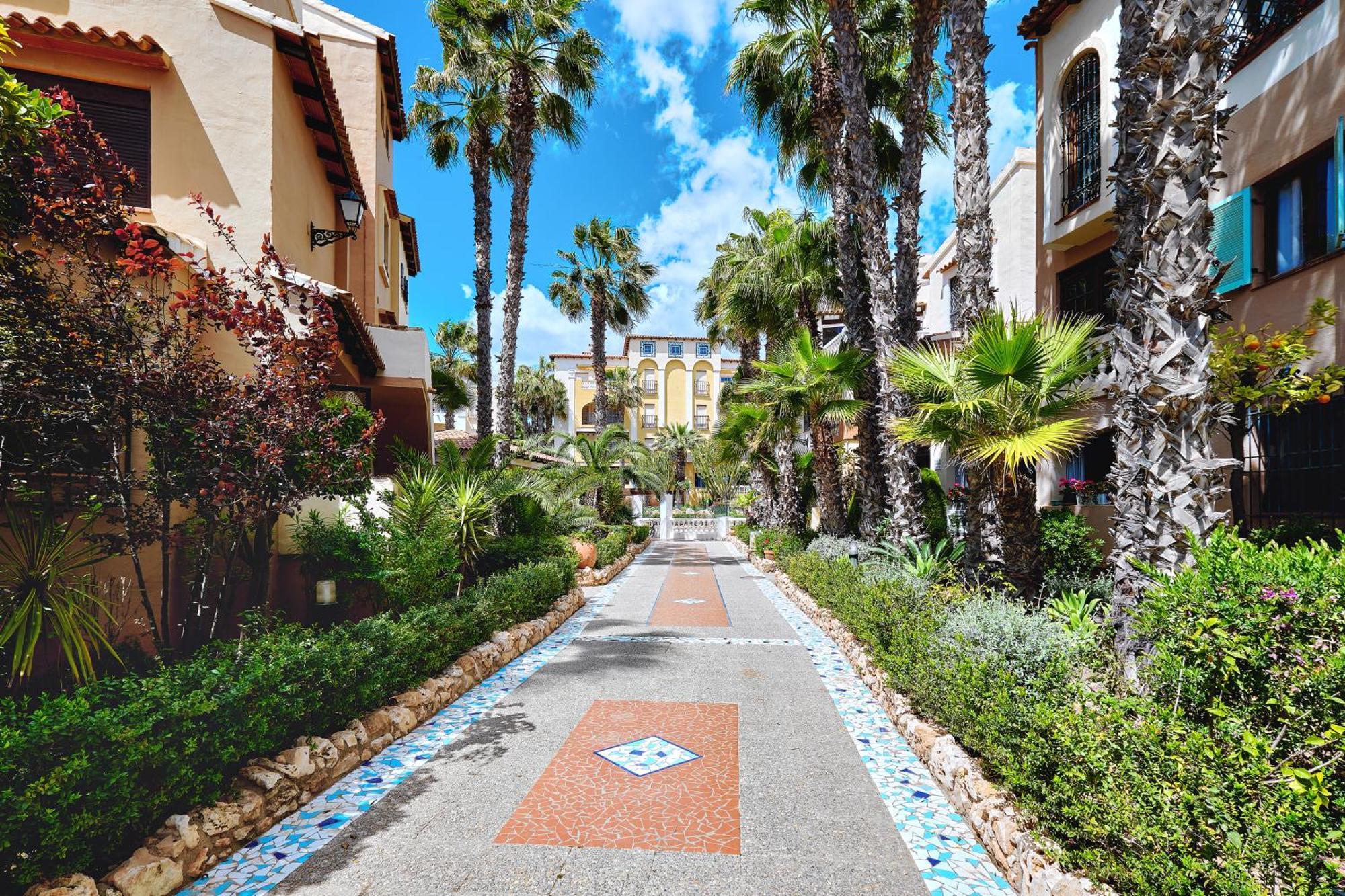 Apartamento Aldea Del Mar 또레비에하 외부 사진